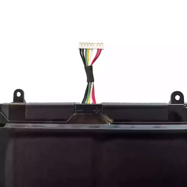 Original laptop battery for P950BAT-4 - Image 4